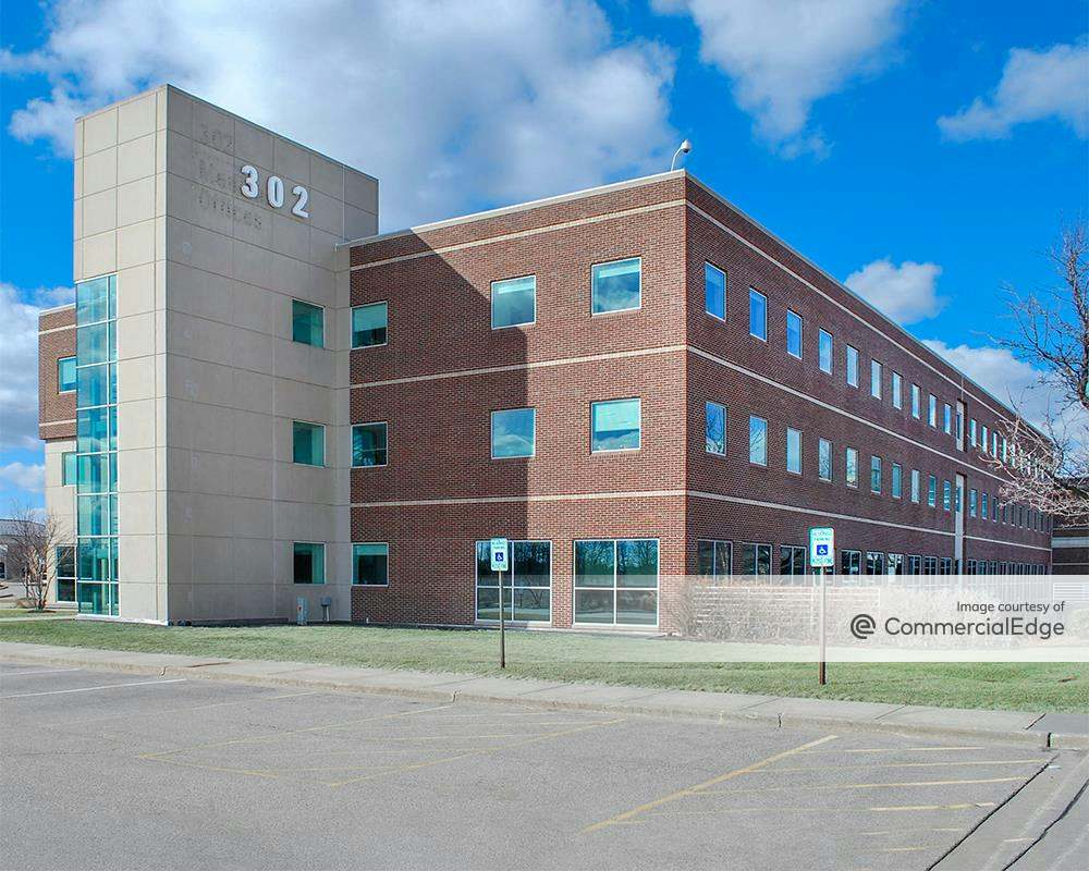 Northwestern Medicine Delnor Hospital 302 Medical Building 302